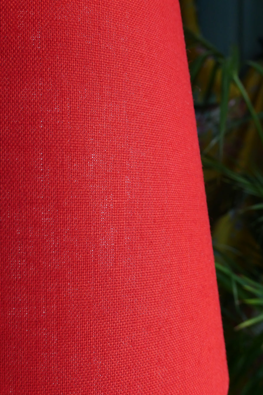 Lámpara de mesa XL - mod. Suzani c/ pantalla roja