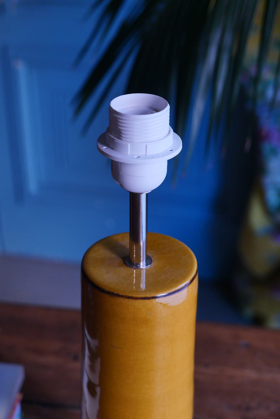 Base cerámica esmaltada mod. "Yellow"- M