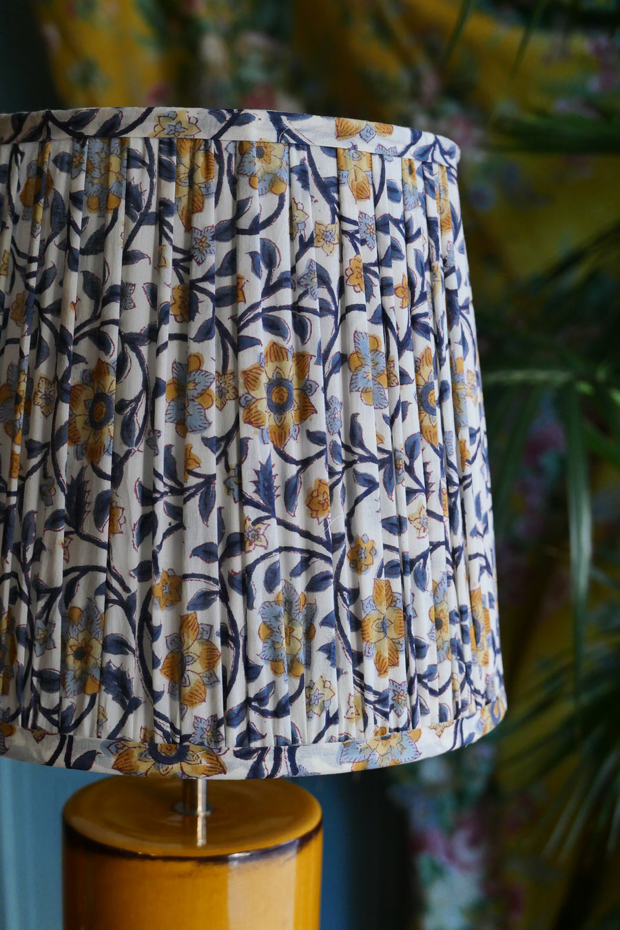Lámpara de mesa L - mod. Yellow & Plisado azul
