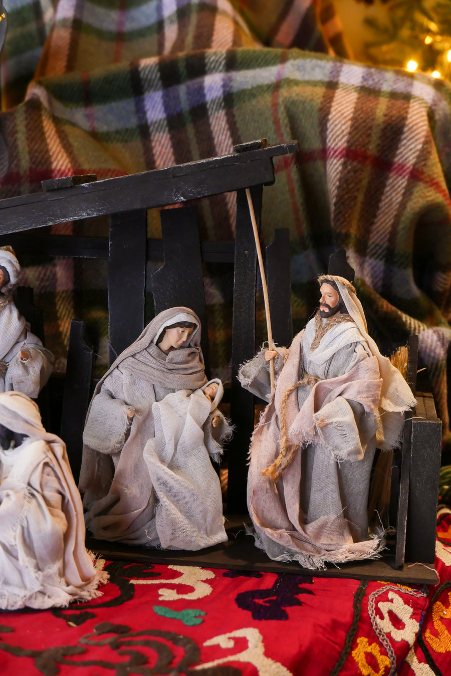 Nacimiento rústico c/Reyes y establo - 20cm