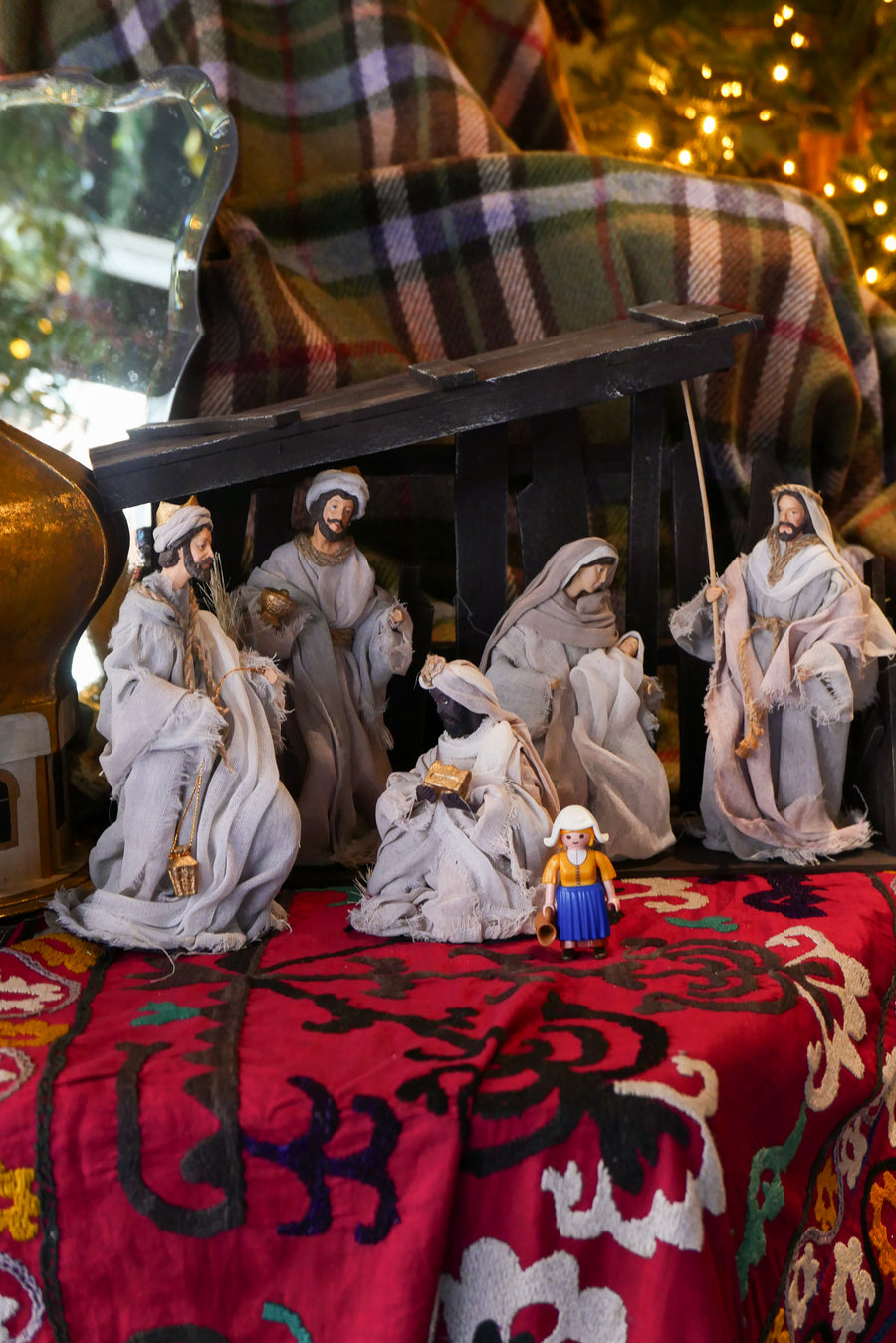 Nacimiento rústico c/Reyes y establo - 20cm