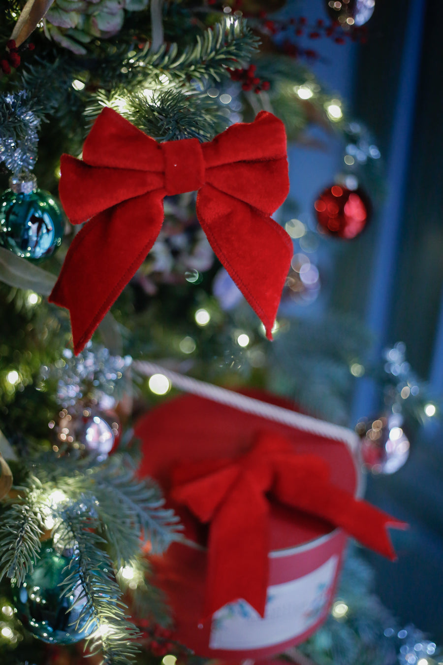 Lazo de terciopelo rojo