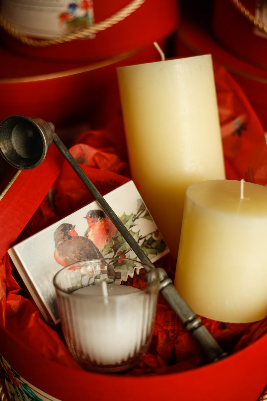 luxury-box-sombrerera-roja-velas-navidad-regalo-sally-hambleton-03