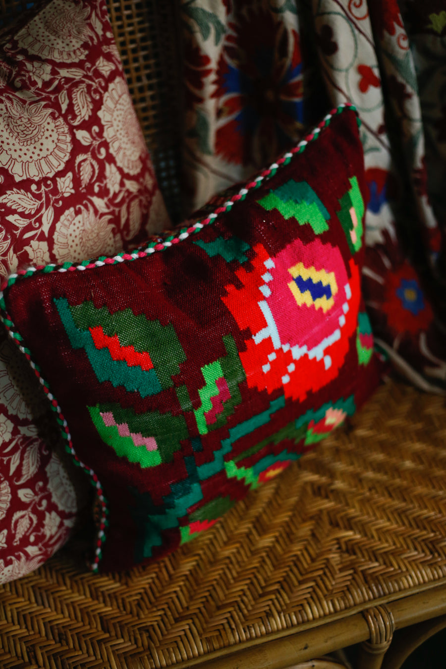 Almohadón Extremeño tejido a mano - Burdeos