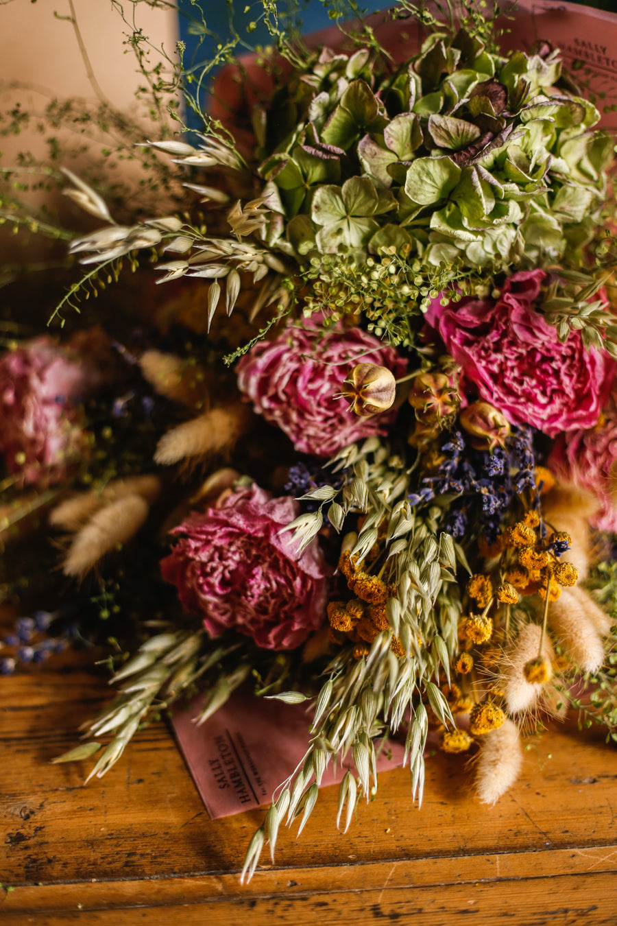Centro de mesa con flores secas - M – Sally Hambleton