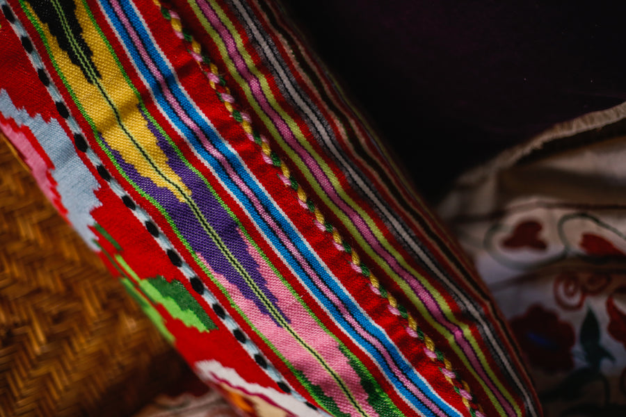 Almohadón Extremeño tejido a mano – Rojo