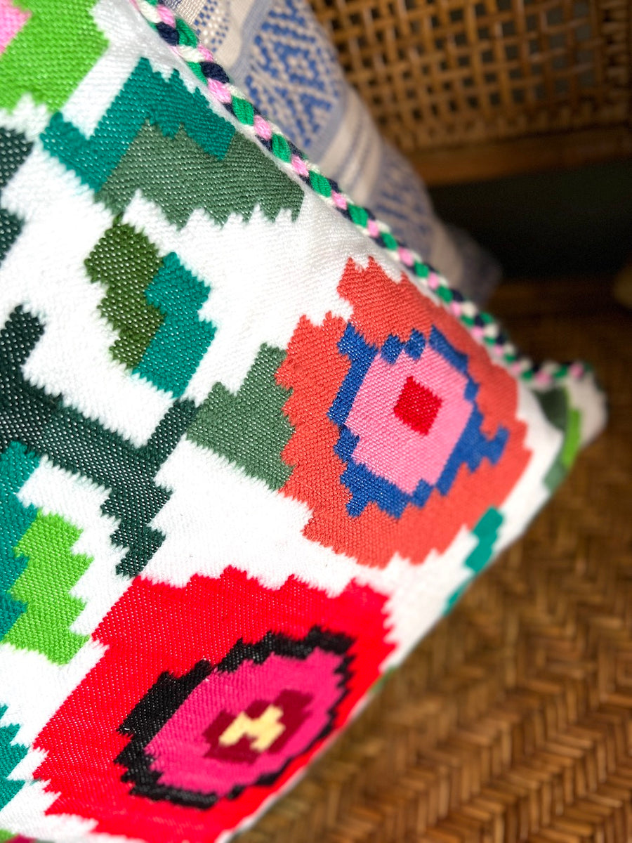 Almohadón Extremeño tejido a mano - Blanco III