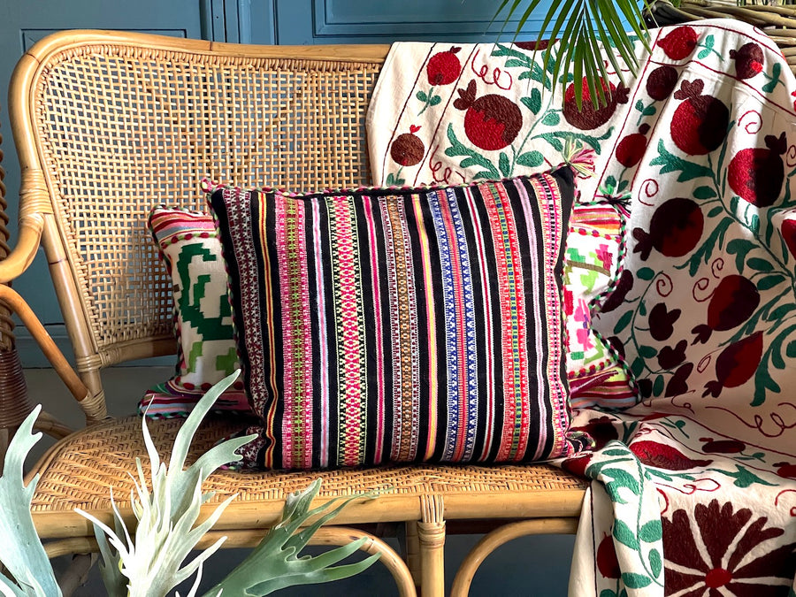 Almohadón Extremeño tejido a mano - Negro - I