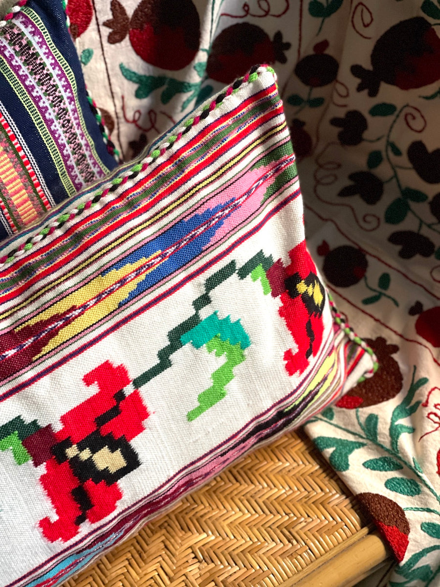 Almohadón Extremeño tejido a mano - Blanco - XV